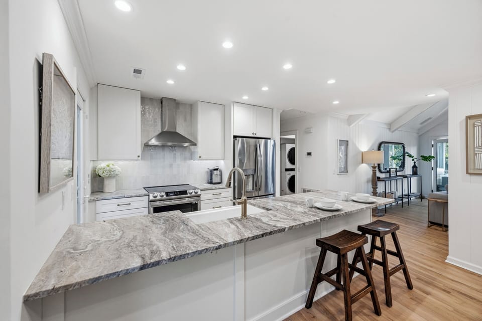 Fully equipped kitchen