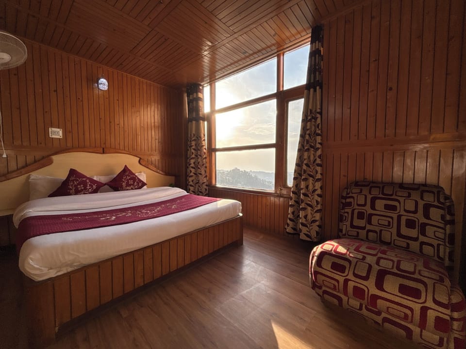 Superior Quadruple Room, Mountain View | Desk, laptop workspace, free WiFi, bed sheets