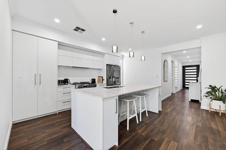 Kitchen to Hallway