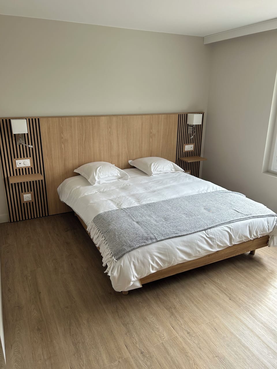 Superior Double Room | Laptop workspace, free WiFi