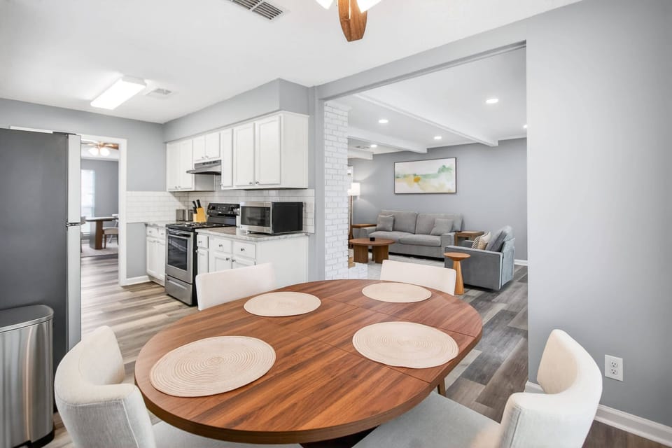 House | 4 bedrooms, Internet