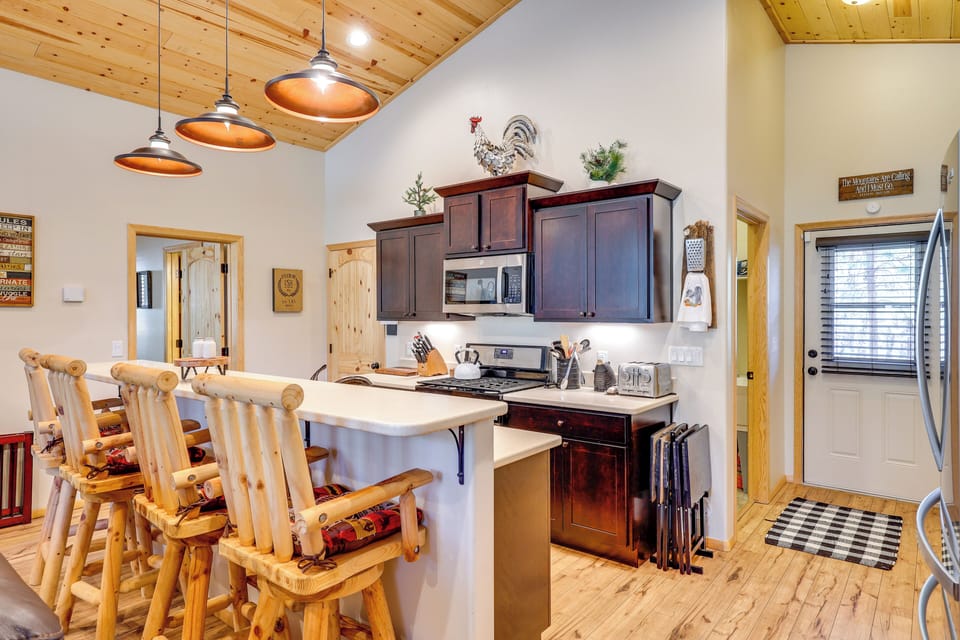 House (2 Bedrooms) | Interior