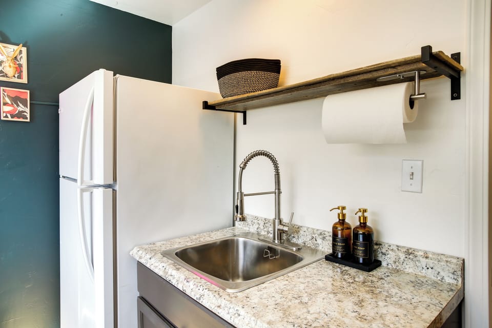 Apartment (1 Bedroom) | Interior