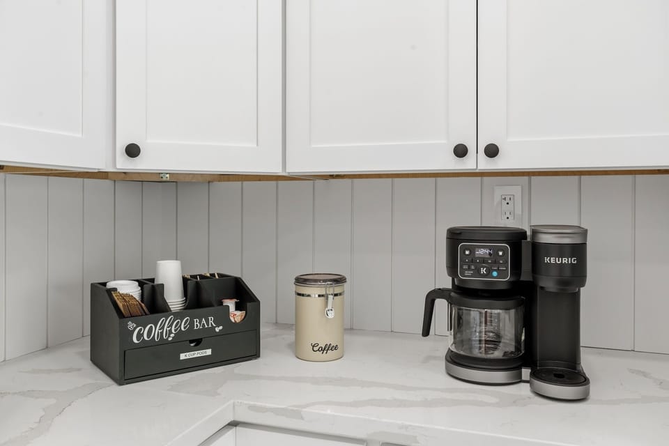 Wake up with a freshly brewed coffee--enjoy it from a mug on the porch or grab a to-go cup and take it downtown while you explore!