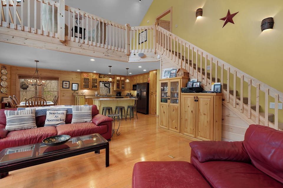 Chateau Althen - Entry Level Living Room
