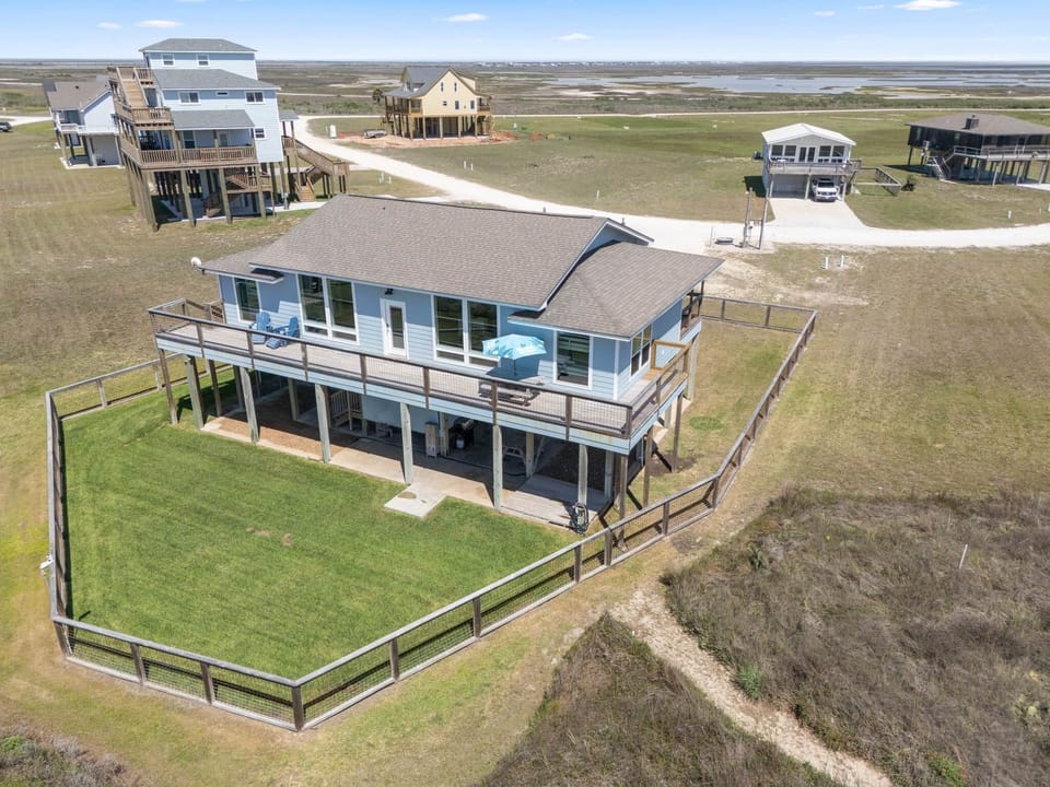 04_Driftwood Beach House