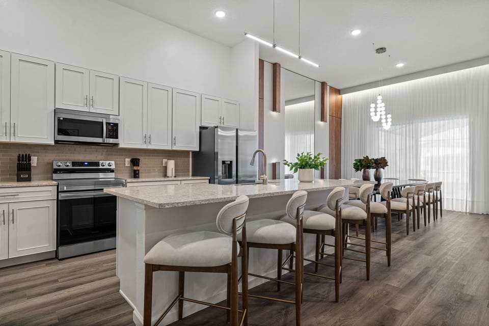 Fully-equipped kitchen