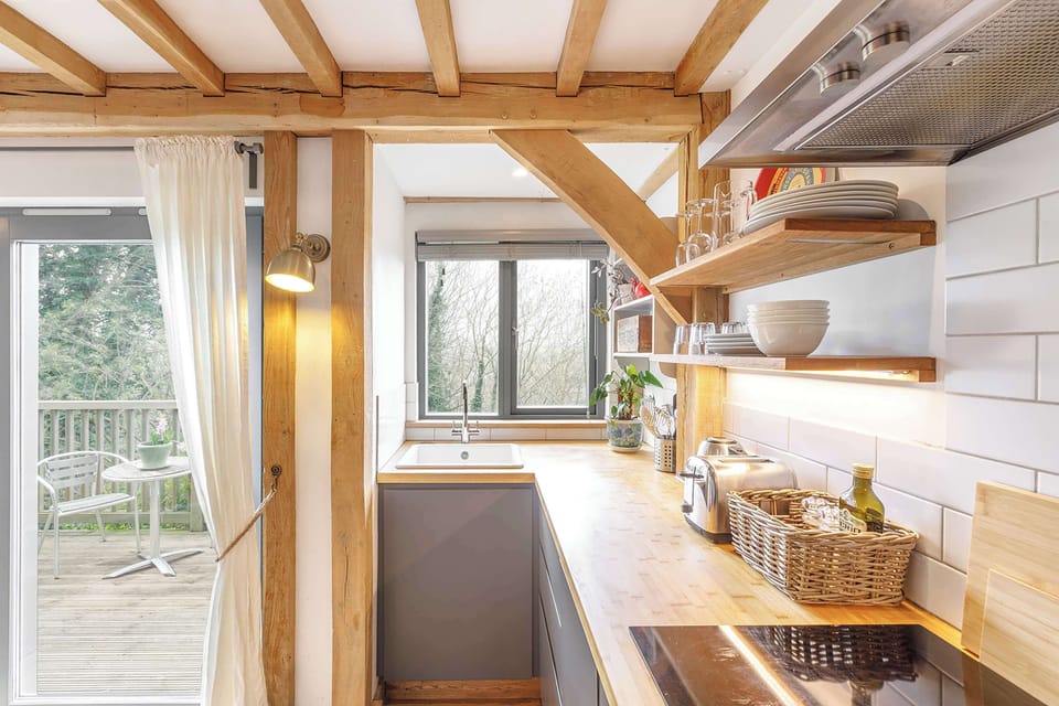 Tree House, Lewes - Host & Stay