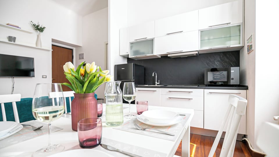 Apartment (1 Bedroom) | Interior