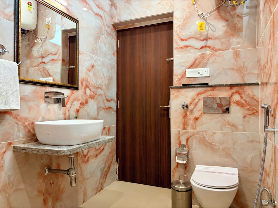 Luxury Suite, Balcony, City View | Bathroom | Slippers