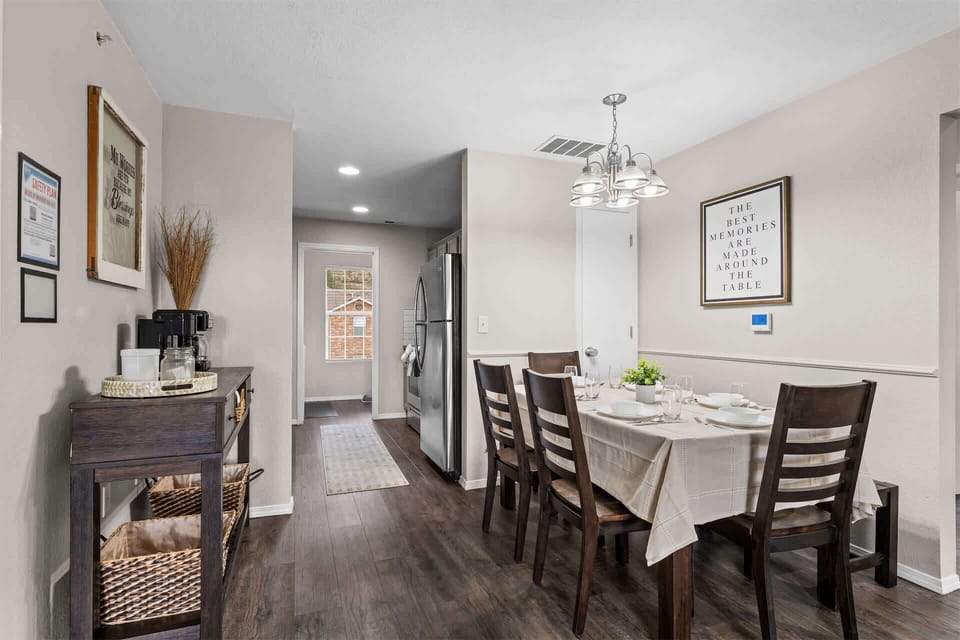 Make mealtime memories together in the inviting dining area