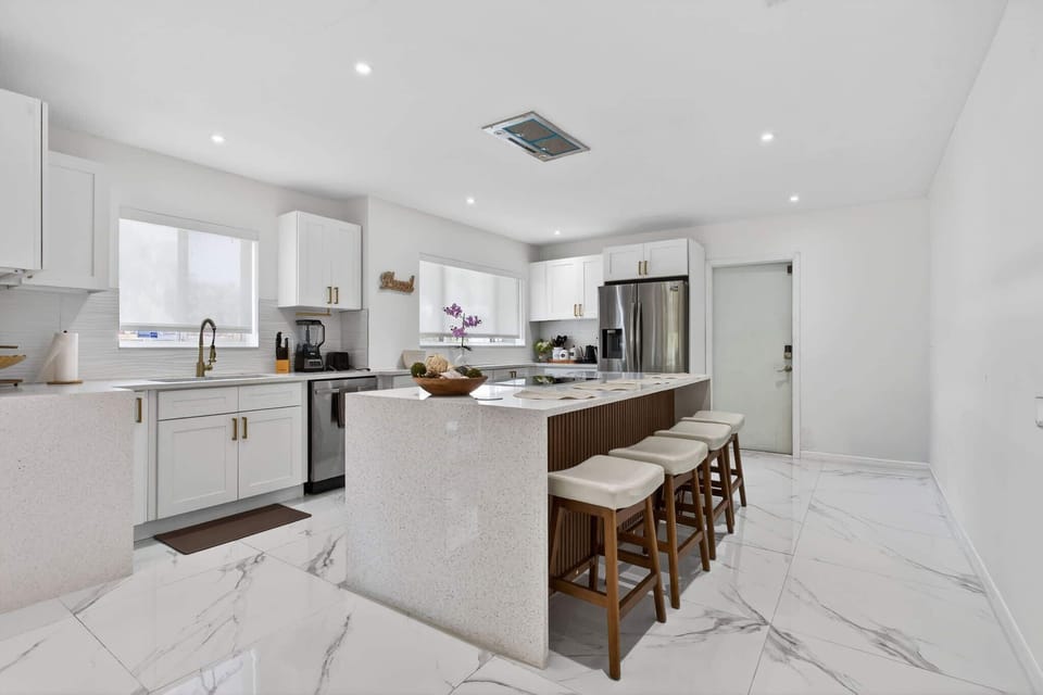The open kitchen is well equipped for an unforgettable getaway​