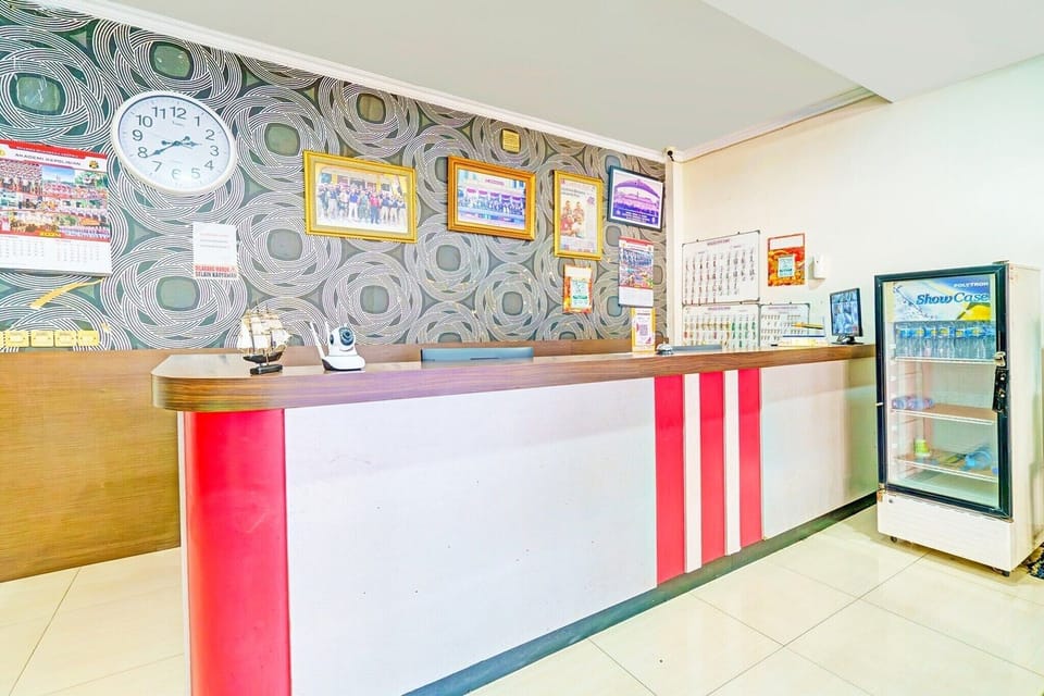 Entrance / Reception