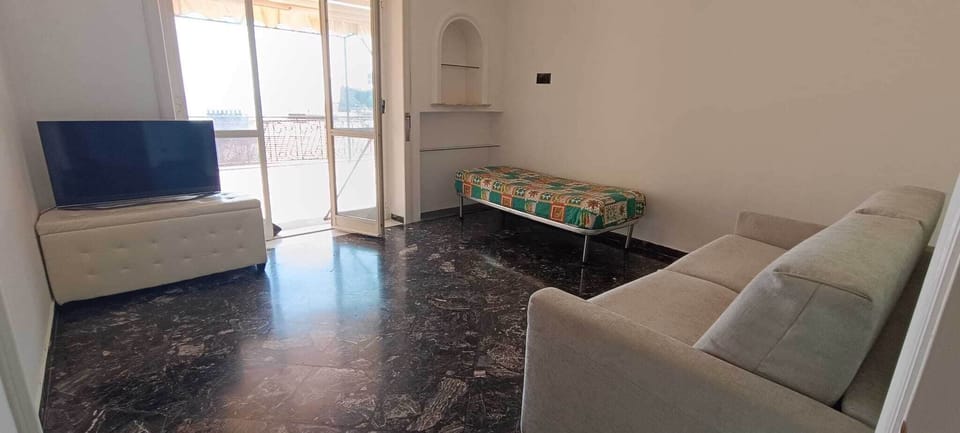 Family Penthouse, 1 Bedroom, Terrace, Sea View | Living area