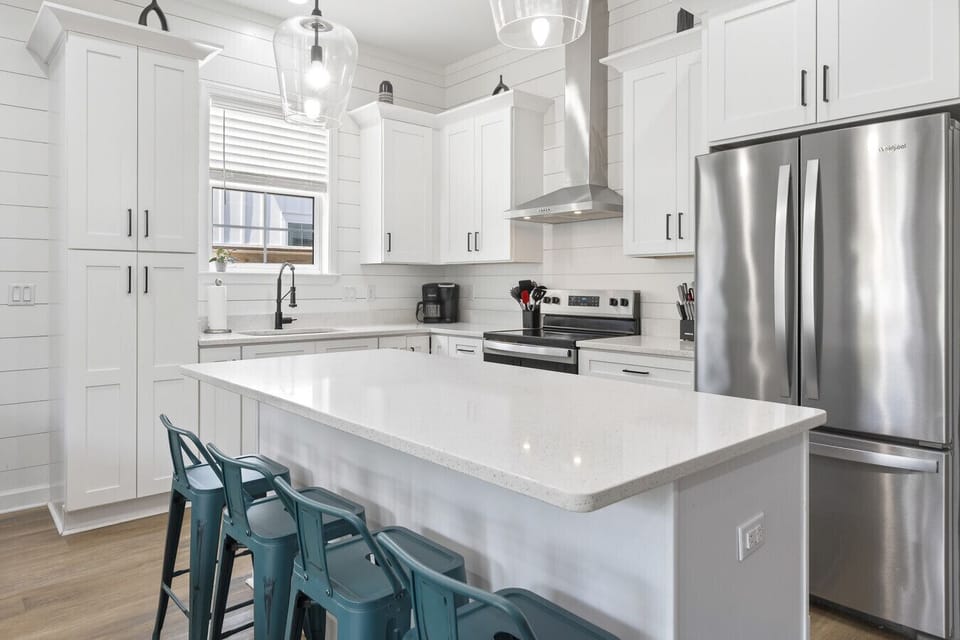 Fully Stocked Kitchen for all your cooking needs
