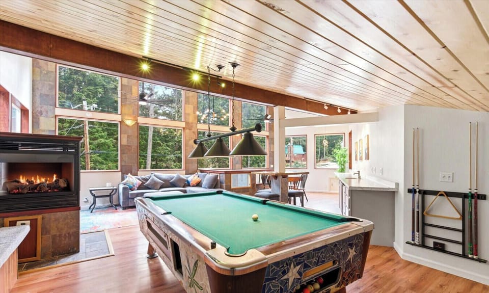 3rd Floor Game Room
