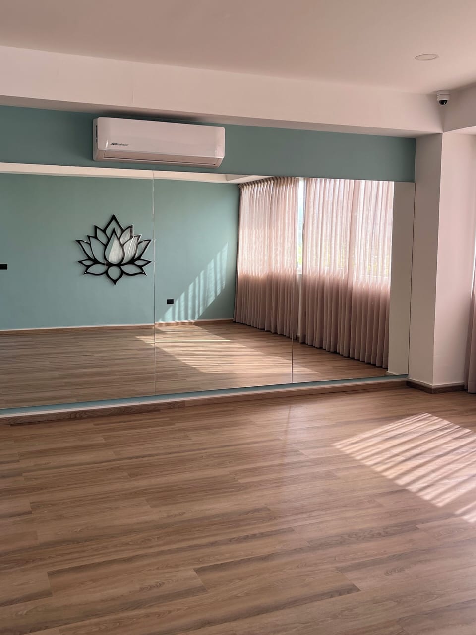 Yoga room 4 th floor 