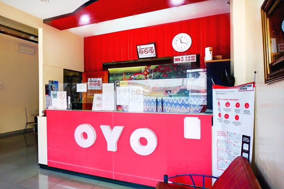 Entrance / Reception
