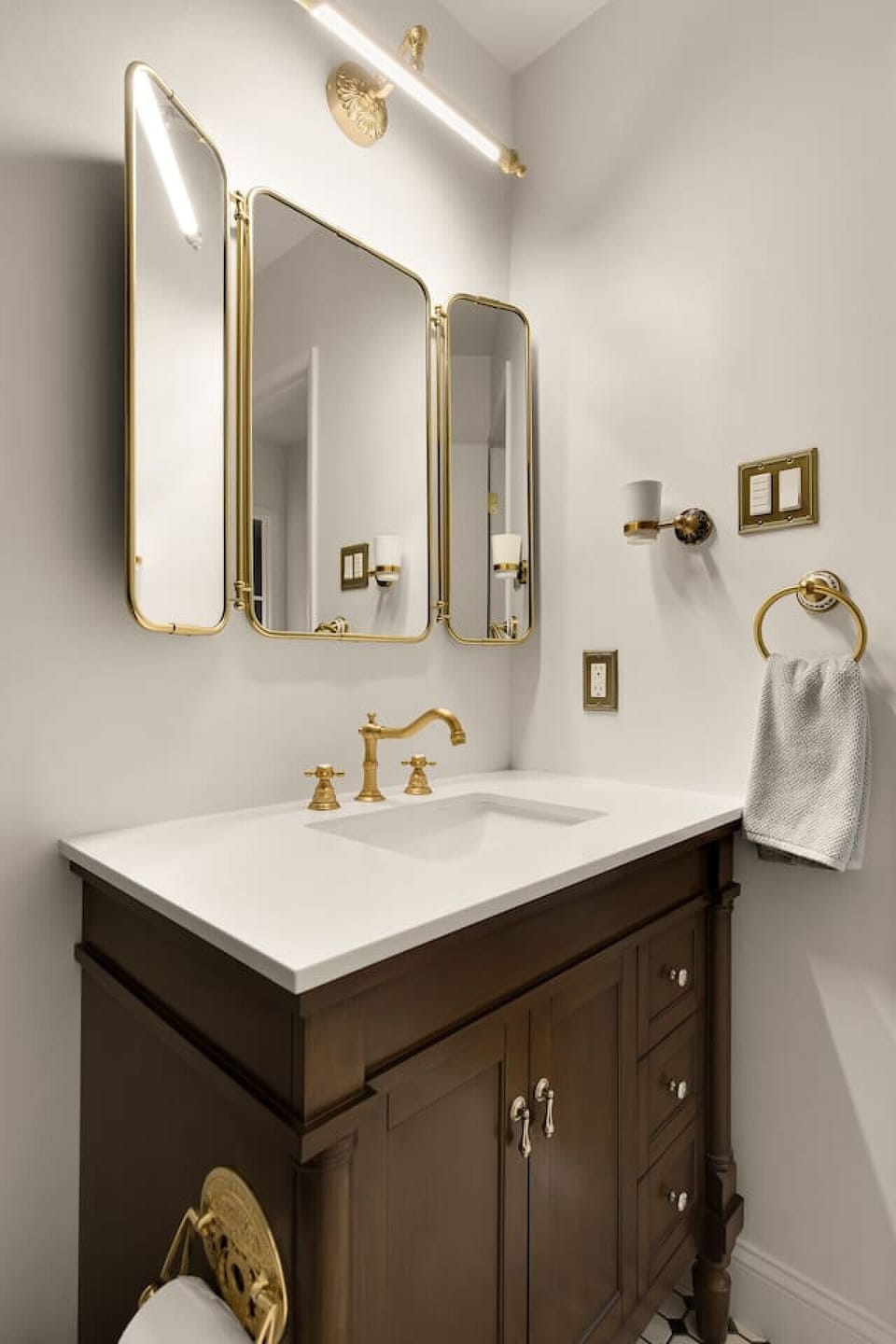 Upstairs bathroom with tub
