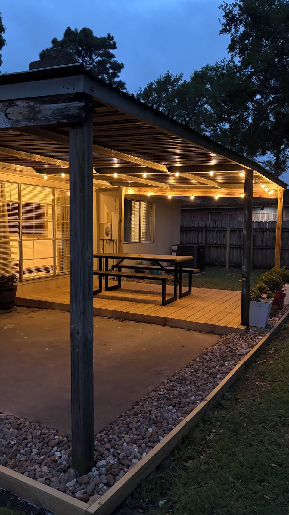 Outdoor dining