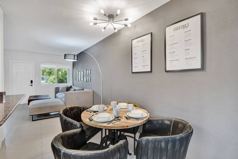 Dining Table for Group Meals — Ideal for Families & Friends