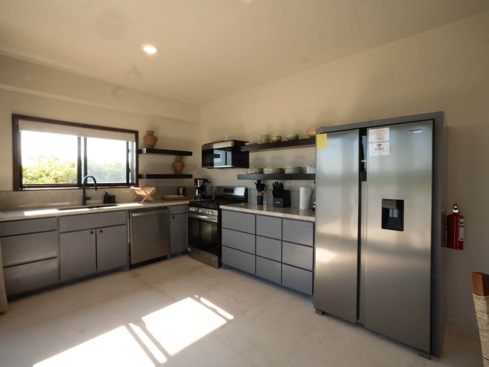 GSV into kitchen