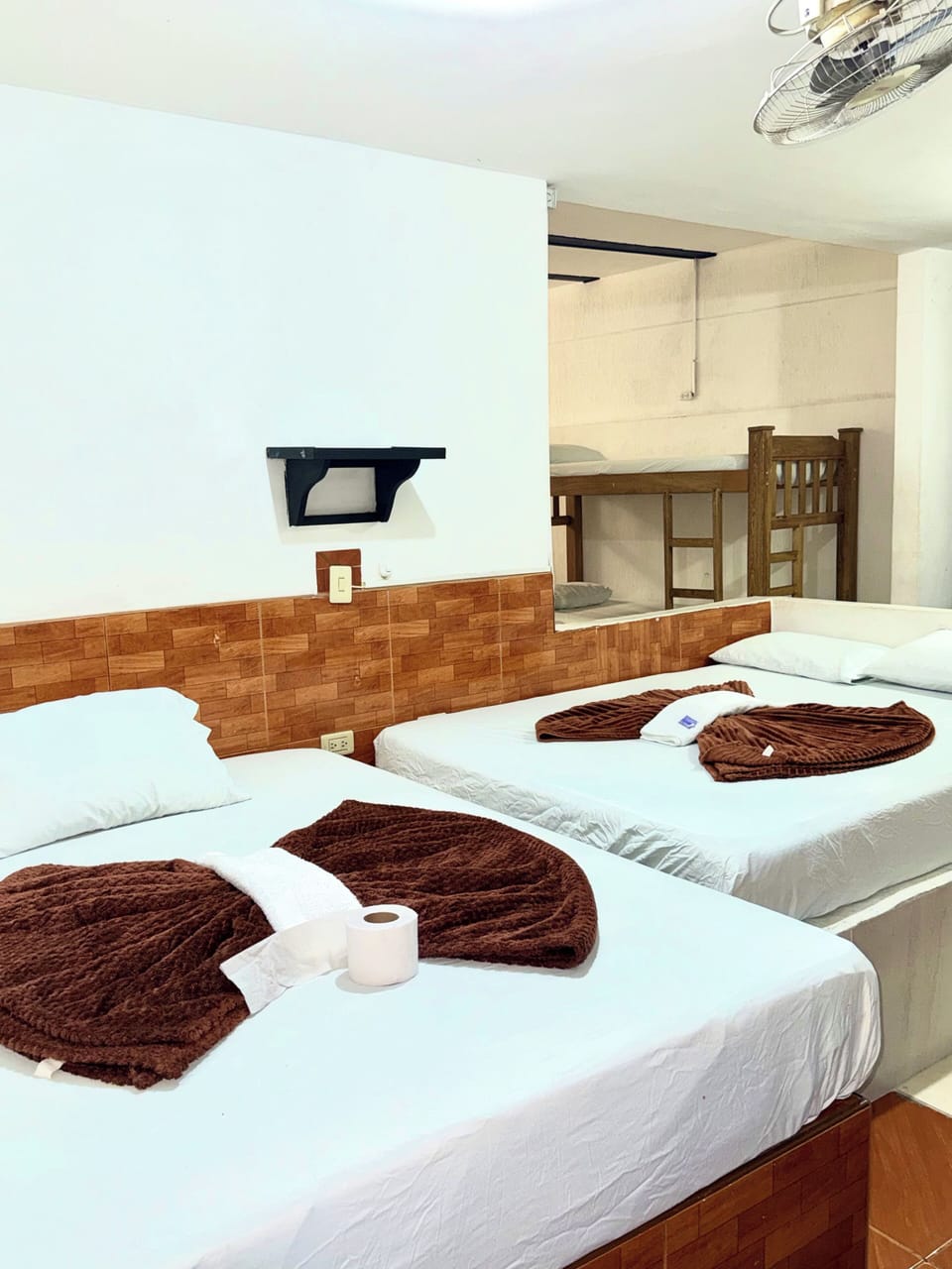 Family Quadruple Room | Free WiFi, bed sheets