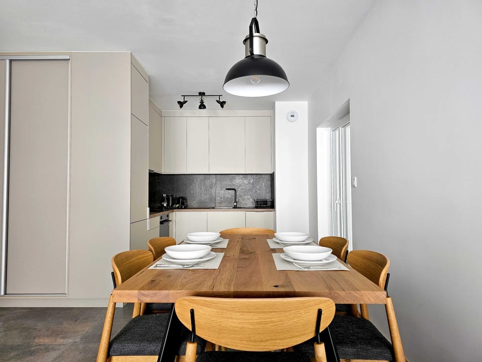 Apartment | Dining