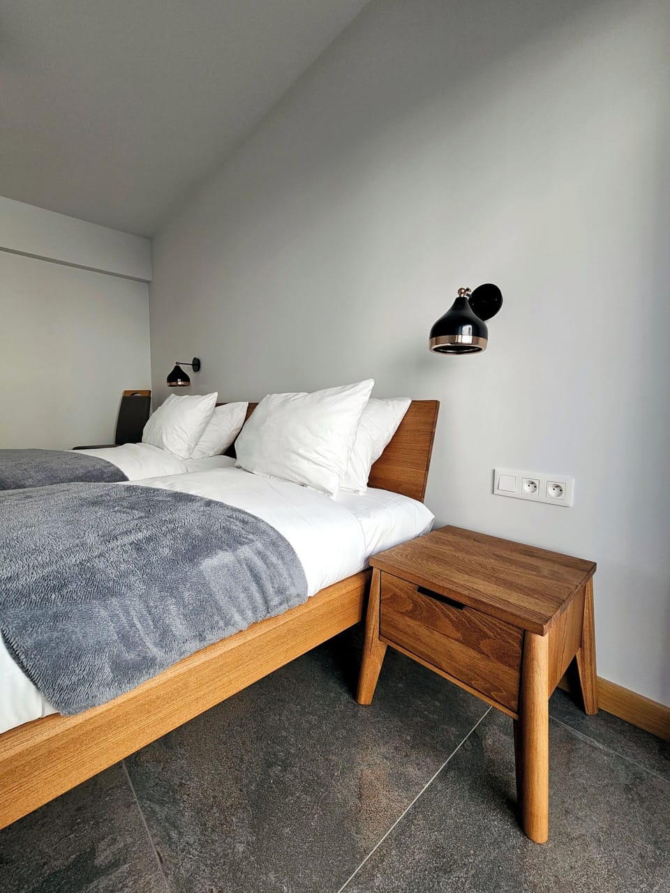 Apartment | In-room safe, iron/ironing board, free WiFi