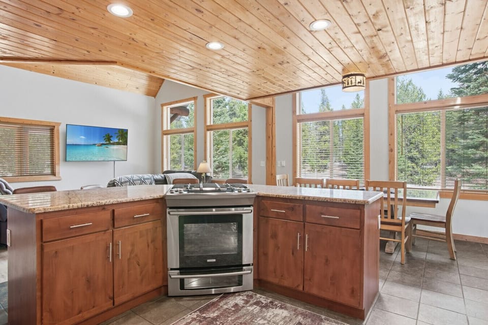 Kitchen Island + Gas Oven