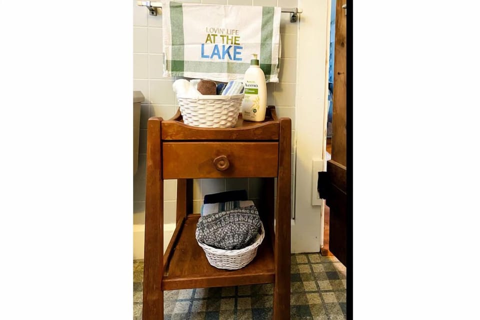 Main Floor Bathroom