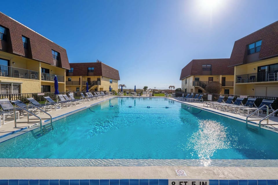 Oceanfront Heated Pool