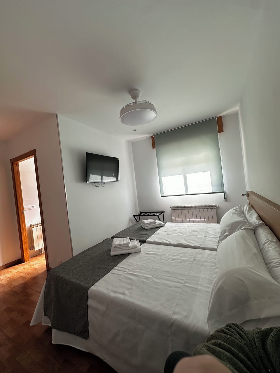Twin Room, 2 Twin Beds, Non Smoking, Mountain View | Soundproofing, free WiFi, wheelchair access