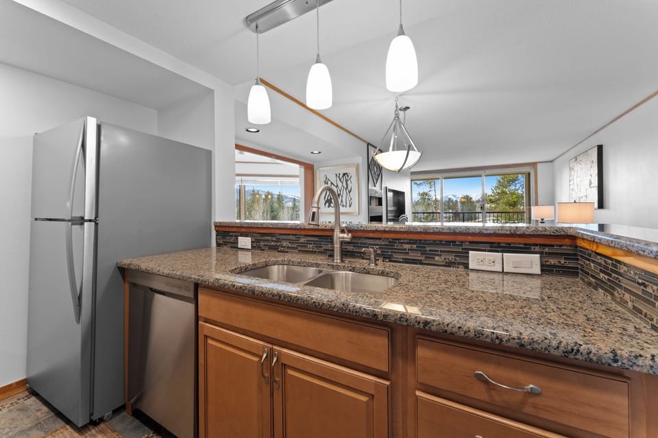 Condo (1 Bedroom) | Property amenity