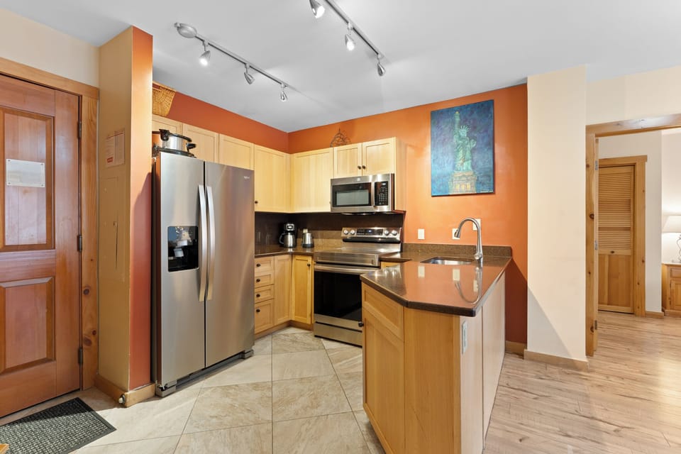 Condo (2 Bedrooms) | Property amenity
