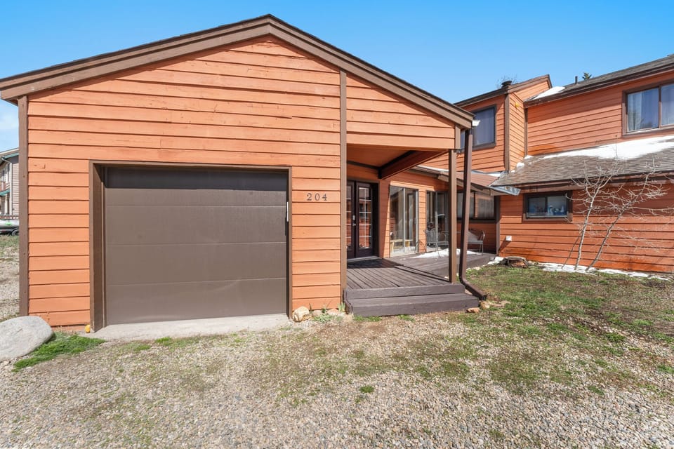 Studio (2 Bedrooms) | Property amenity