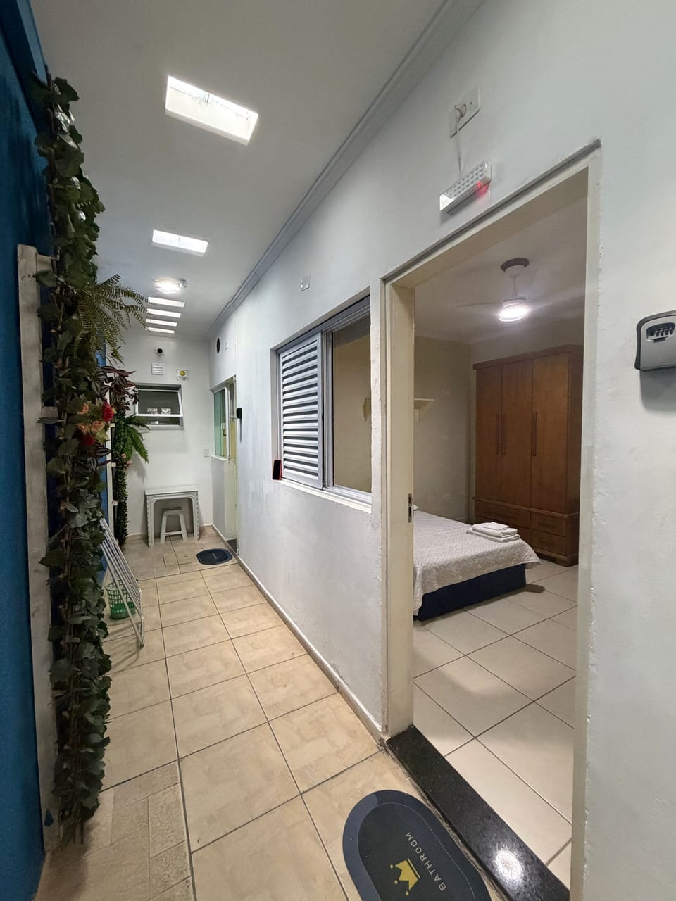 Suite Graça Ubatuba custo - beneficio 500 mts da praia | Free WiFi