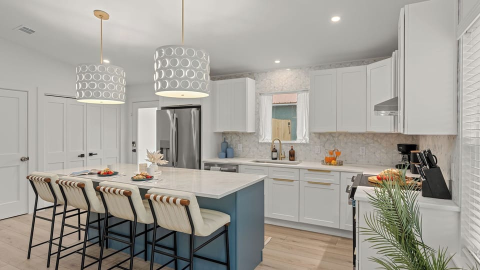 House (2 Bedrooms) | Interior