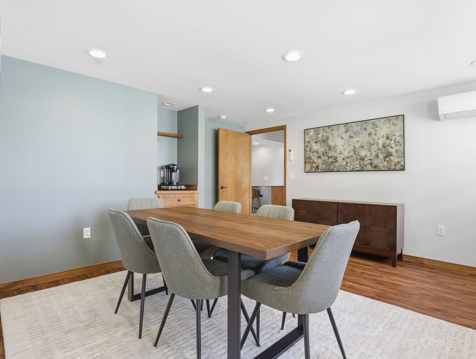Dining room