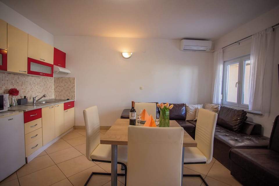 Kitchen and dining area