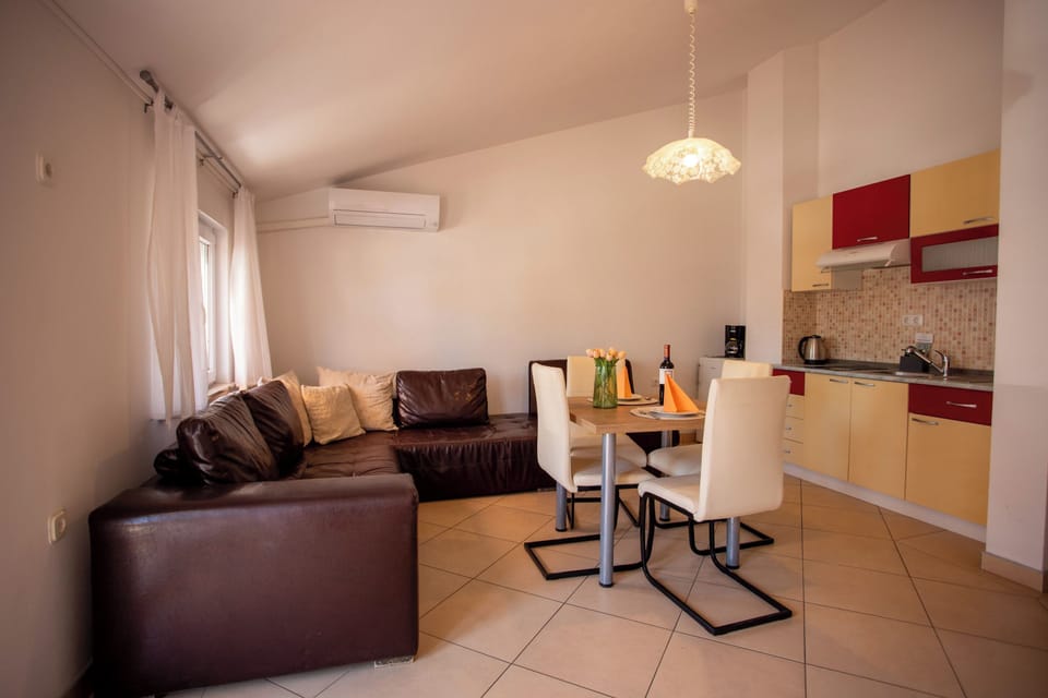 Kitchen and dining area