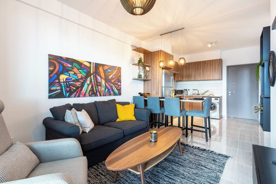 Apartment, 1 Double Bed, Kitchen, City View | Living area | Smart TV, Netflix, streaming services