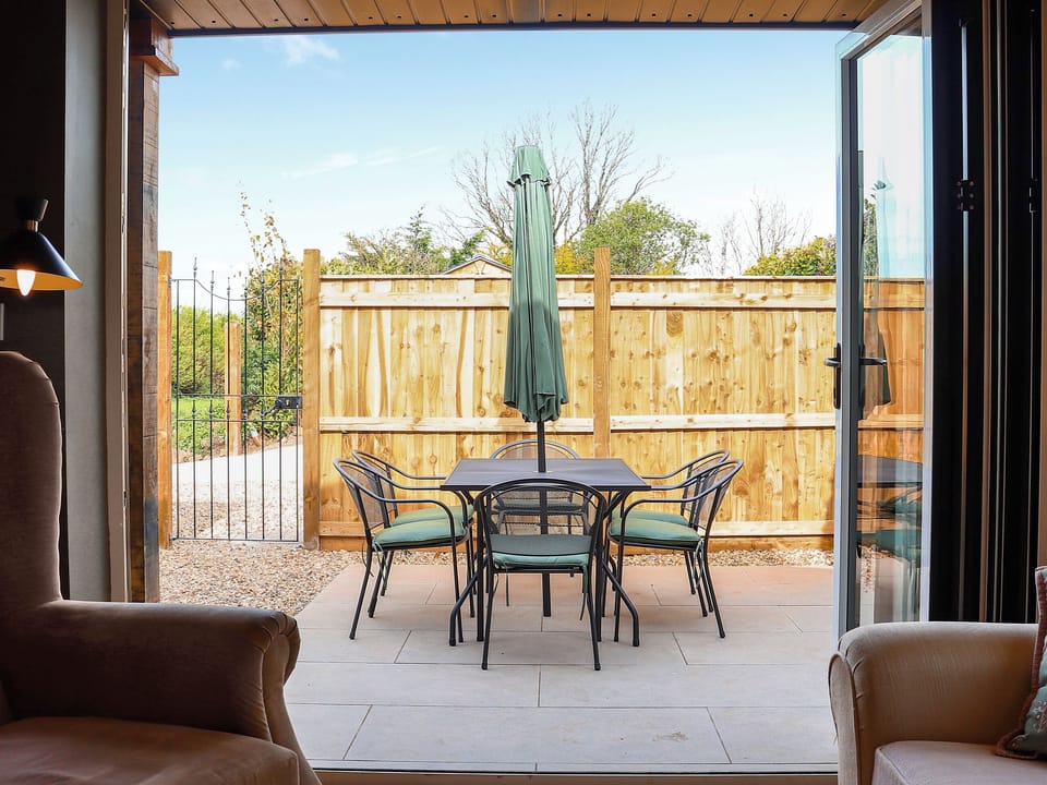 Outdoor eating area | The Watertower, Marlborough