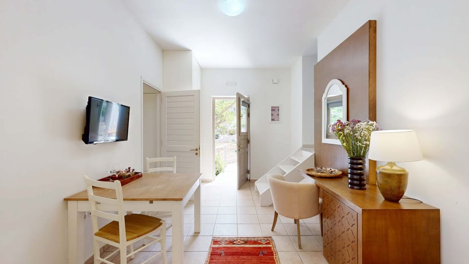 Open-Plan Living Space with Modern Furnishings