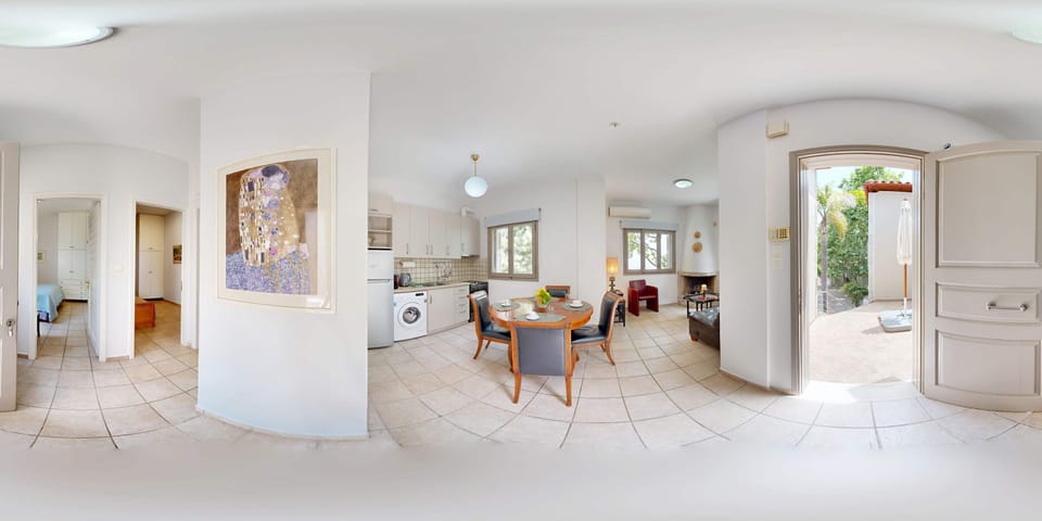 Open-Plan Interior with Spacious Layout