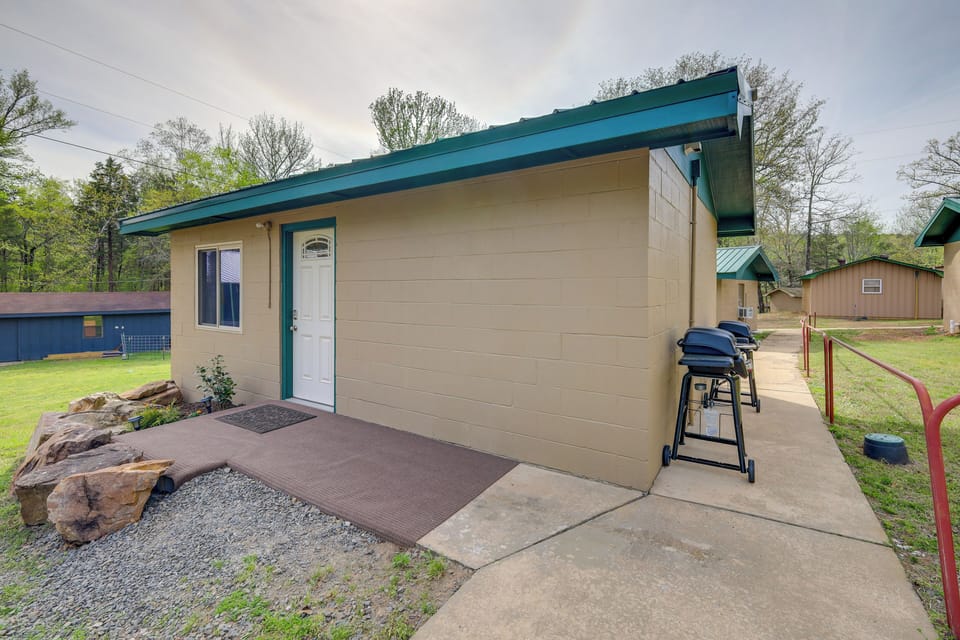 Property Exterior | Driveway (2 Vehicles) | Community Lots | RV/Trailer Parking