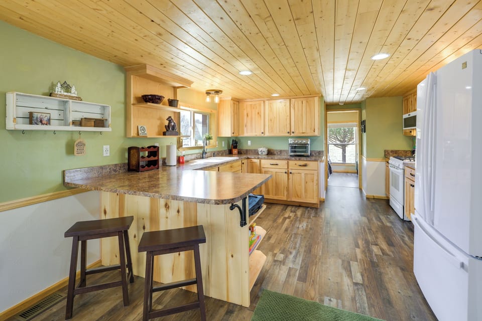 Kitchen | Blender | Drip Coffee Maker