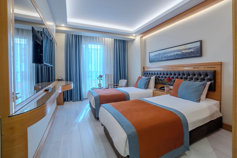 In-room safe, desk, soundproofing, free WiFi