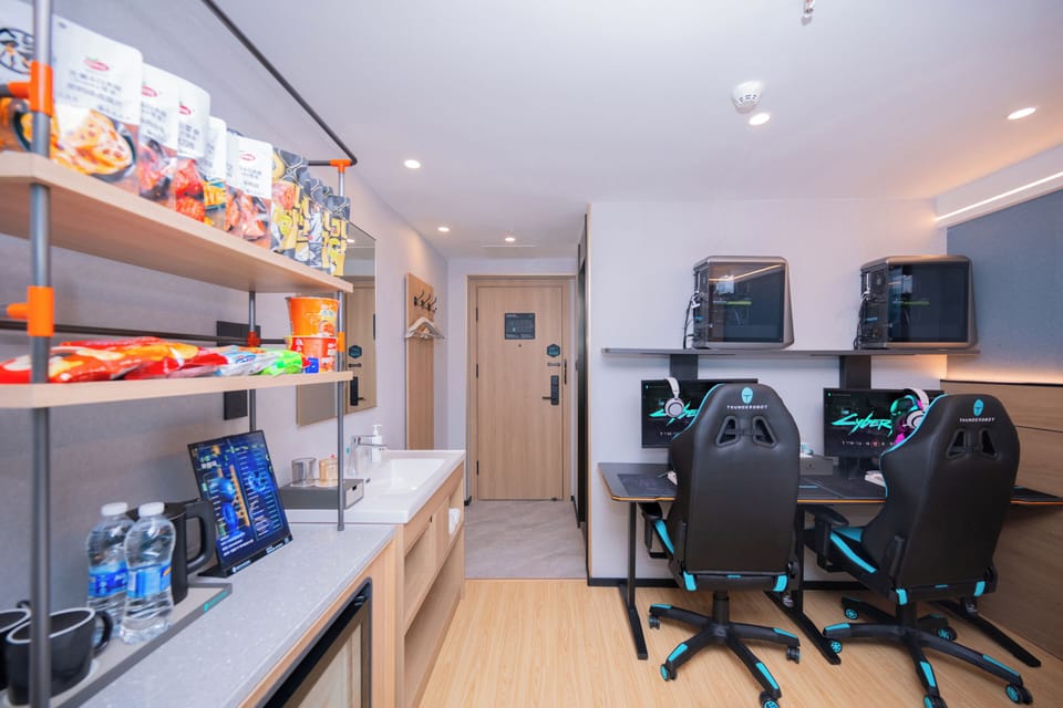 Laptop workspace, free WiFi, bed sheets