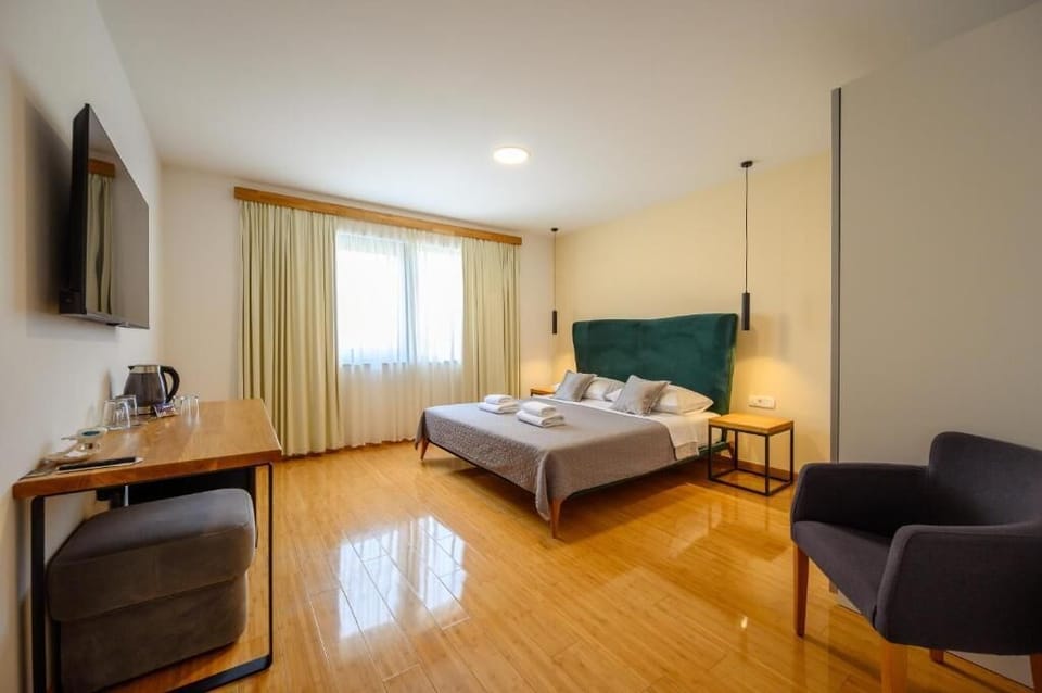 Superior Double Room | In-room safe, desk, laptop workspace, blackout drapes